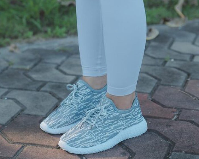 Women's Cushioned Walking Shoes